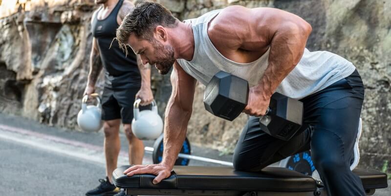 Chris Hemsworth testet Pilates als neues Training